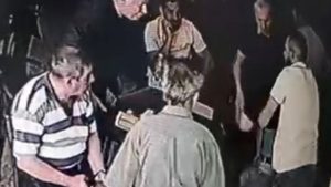 Bilecik’te okey masasında Heimlich manevrasıyla kurtarıldı, oyuna devam etti