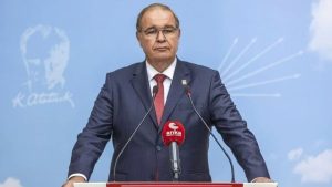 Faik Öztrak’a bir makam daha: CHP Grup Başkanı oldu