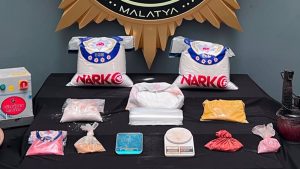 İstanbul’da 3 kilo 77 gram A-M sentetik kannabinoid ele geçirildi