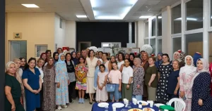 Karabağlar Belediyesi Tekstil Akademi’de mezuniyet gururu