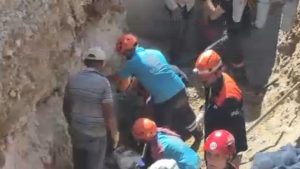 Malatya’da inşaatta göçük: 2 işçi toprak altında