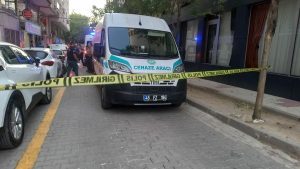 Manisa’da daireden gelen kötü koku harekete geçirdi: Yaşlı adam evinde ölü bulundu