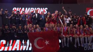 Mehmetçik’ten Filenin Sultanları’na tebrik