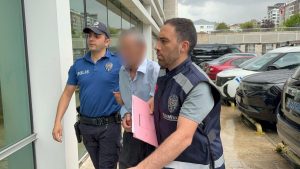 Samsun’da tramvayda hayasızca harekette bulunan yaşlı adama gözaltı