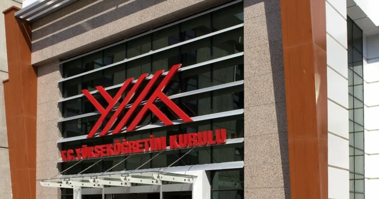 YÖK’ten deprem bölgesindeki üniversite öğrencilerine bir yıl daha özel öğrencilik hakkı