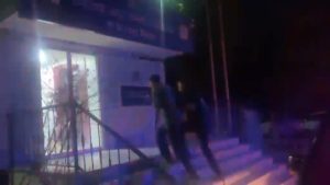 İstanbul’da parkta uygunsuz davranışlarda bulunan 2 kişi gözaltına alındı