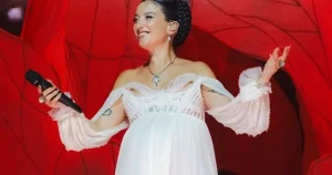 Melike Şahin’den Harbiye’de unutulmaz gece