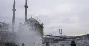 Meteoroloji’den kuvvetli rüzgar uyarısı