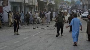 Pakistan’da polis karakolu önünde patlama: 14 kişi hayatını kaybetti