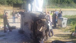 Uşak’ta feci kaza: Aynı aileden 1 kişi öldü, 3 kişi yaralandı